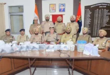 Photo of अमृतसर में दो सगे भाइयों समेत 9 गिरफ्तार, 8 पिस्तौल, 8.5 किलो हेरोइन और 12.95 लाख रुपये ड्रग मनी बरामद