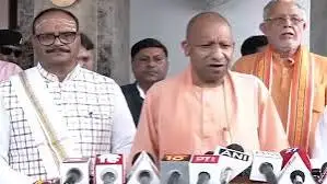 Photo of विधानसभा में सपा के हंगामे पर CM योगी का हमला, बोले- युवाओं, किसानों, महिलाओं और गरीबों के अवसर बाधित किए