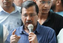 Photo of तिलक नगर सड़क विवाद पर सियासी घमासान, केजरीवाल ने किया निरीक्षण, प्रवेश वर्मा पर कार्रवाई की मांग