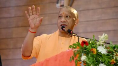 Photo of योगी सरकार का बेटियों के लिए बड़ा कदम, 450 प्रतिभागियों को मिलेगा नेतृत्व और सुरक्षा का प्रशिक्षण