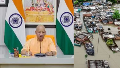 Photo of चित्रकूट में सीएम योगी ने बाढ़ पीड़ितों के घावों पर लगाया मरहम, बांटी राहत सामग्री, ढहे मकानों के लिए दिए चेक