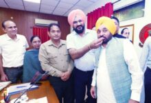 Photo of पंजाब के 8 लाख कर्मचारियों-पेंशनरों को बड़ा तोहफा, भगवंत मान सरकार ने बढ़ाया DA
