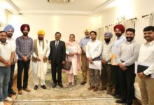 Photo of पंजाब में पटवारियों की भर्ती का रास्ता साफ, 1000+ पदों पर जल्द मिलेगी राहत, पटवार यूनियन ने वापस ली हड़ताल