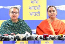 Photo of महिला नेता पर टिप्पणी को लेकर घिरे BJP नेता, महिला आयोग ने जारी किया नोटिस