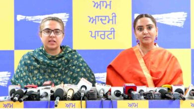 Photo of महिला नेता पर टिप्पणी को लेकर घिरे BJP नेता, महिला आयोग ने जारी किया नोटिस