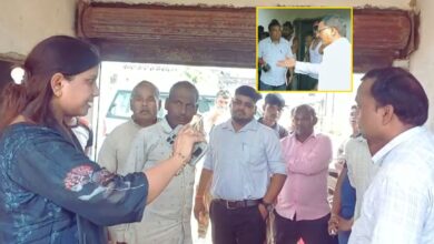 Photo of स्कूल के नाम पर छप्पर और पिन्नी! 100 से ज्यादा बच्चे बदहाल हालात में, BSA ने पहुंचकर बंद कराया स्कूल