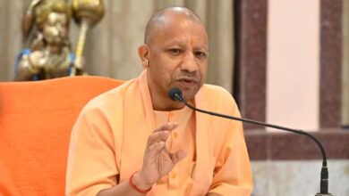 Photo of बाढ़ पीड़ितों को CM योगी का भरोसा- आपदा की इस घड़ी में आप अकेले नहीं, डबल इंजन सरकार आपके साथ