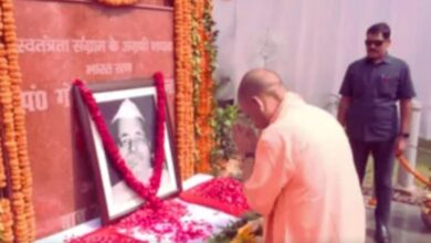 Photo of पंडित गोविंद बल्लभ पंत की 139वीं जयंती पर सीएम योगी ने दी श्रद्धाजंलि, उनके योगदान को किया नमन