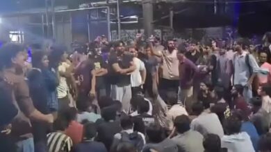 Photo of IIT बॉम्बे विवाद में बड़ा फैसला, छात्रों की 18 मांगों पर सहमति, प्रोफेसर निलंबित