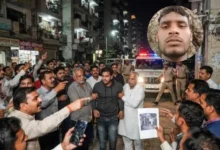 Photo of नोएडा में मोबाइल चोरी के शक में युवक की पिटाई से मौत, 12 लोग हिरासत में