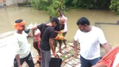 Photo of बिहार में बाढ़ का कहर, रोहतास में 50 घरों में घुसा पानी, 100 लोगों का रेस्क्यू
