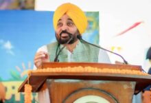 Photo of पंजाब मान सरकार का बड़ा ऐलान, 8 लाख कर्मचारियों-पेंशनभोगियों का DA 8% बढ़ा, सितंबर की सैलरी से होगा लागू