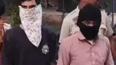 Photo of अमृतसर में पुलिस की दो बड़ी कार्रवाई, अवैध पटाखा बनाने की इकाई पकड़ी; हथियार और कैश भी बरामद