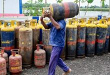 Photo of 1 अक्टूबर से LPG सिलेंडर महंगा, अब कितने में मिलेगा? जानें नई कीमत