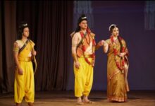 Photo of श्रीराम के स्वागत में मास्को तैयार, रामायण के पात्रों के वस्त्र दिल्ली के चांदनी चौक से खरीदकर ले गए रूस