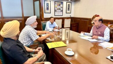 Photo of मोहिंदर भगत ने पूर्व सैनिकों से संबंधित मामलों को प्राथमिकता के आधार पर हल करने के दिए निर्देश