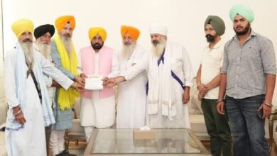 Photo of अमरजीत सिंह चावला पर यौन शोषण मामले में SIT जांच की मांग, CM मान से मिला प्रतिनिधिमंडल