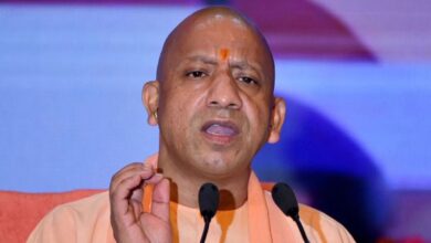 Photo of पुलिस स्मृति दिवस पर CM Yogi का बड़ा संदेश, नए Uttar Pradesh में कानून से ऊपर कोई नहीं, पुलिसकर्मियों के बलिदान को किया नमन