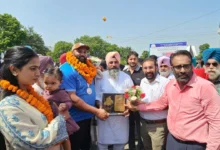 Photo of एशियन गेम्स में लगातार तीसरा पदक जीतकर पटियाला लौटे ओलंपियन तेजिंदरपाल सिंह तूर का भव्य स्वागत