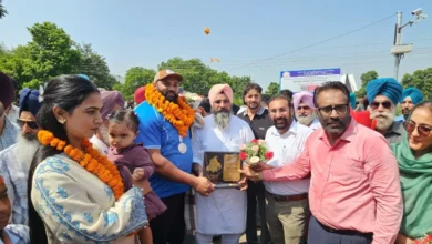 Photo of एशियन गेम्स में लगातार तीसरा पदक जीतकर पटियाला लौटे ओलंपियन तेजिंदरपाल सिंह तूर का भव्य स्वागत