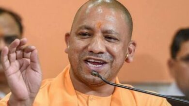 Photo of UP में त्योहारों से पहले योगी सरकार के सख्त निर्देश, साफ-सफाई से लेकर बिजली आपूर्ति तक पर रहेगी नजर