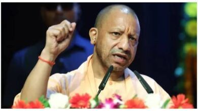 Photo of CM योगी बोले- नारी सम्मान, स्वाभिमान और गरिमापूर्ण जीवन के लिए समर्पित है सरकार