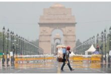 Photo of दिल्ली-NCR में मौसम का यू-टर्न, धूल भरी आंधी के बाद बारिश और ओलावृष्टि का अलर्ट