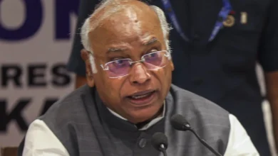 Photo of पटना में खरगे के ‘मोदी का बाप भी जाएगा’ बयान पर विवाद, EVM और SIR को लेकर भी EC पर साधा निशाना